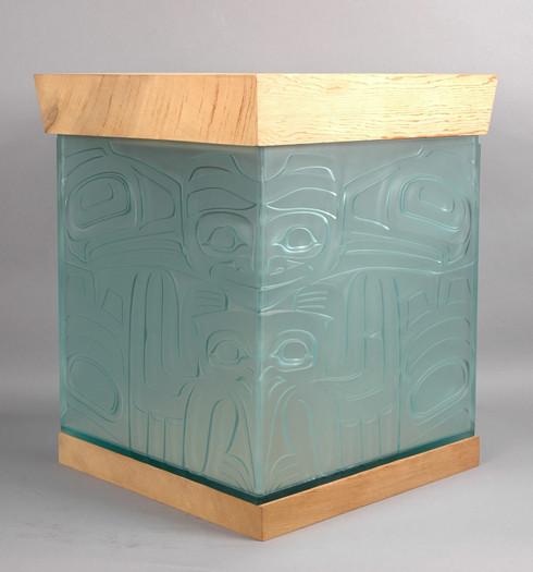 Raven And The Bear - Glass Box